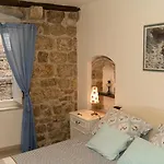 Roko House